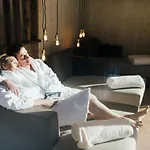 Boutique Sonnenhang - Incl Spa-area * 弗利斯