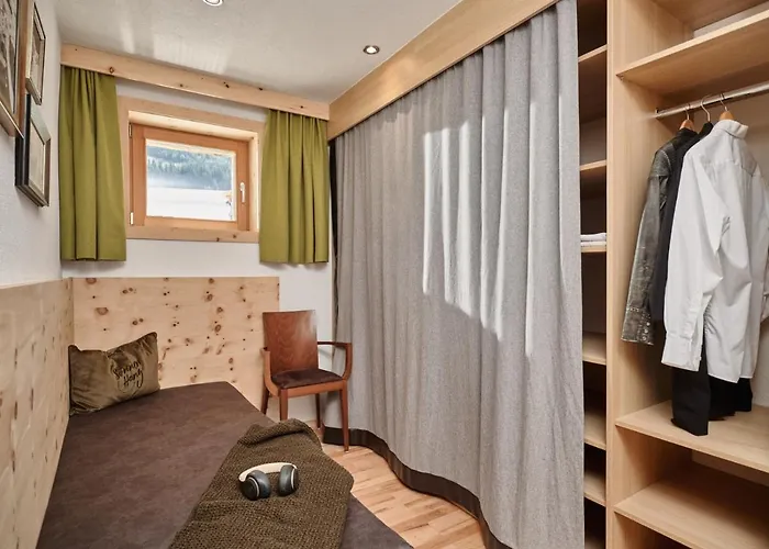 Boutique Apartment Sonnenhang - Incl Spa-Area Fliess